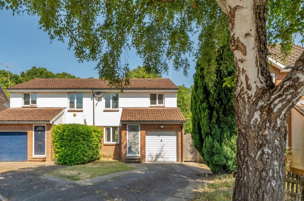 Main image of property: Salcombe Close, Valley Park, Chandlers Ford