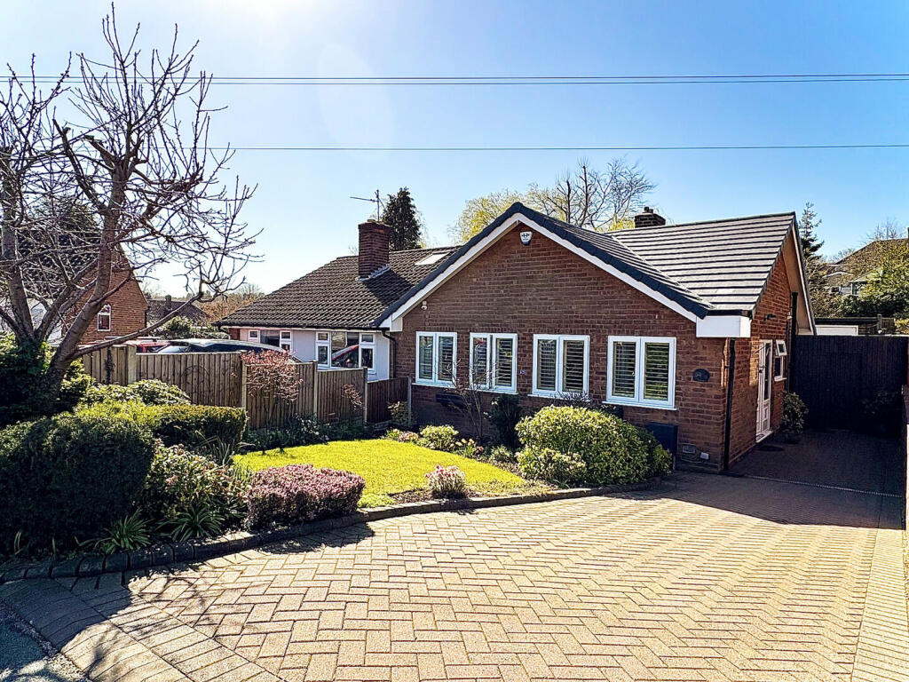 2-bed semi-detached on Tynedale Crescent, ETTINGSHALL PARK, WV4 6RH, £259,950