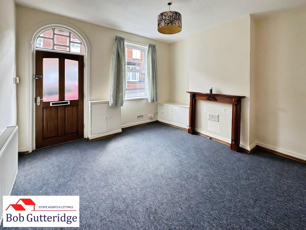 House in Stoke-on-Trent - View 2