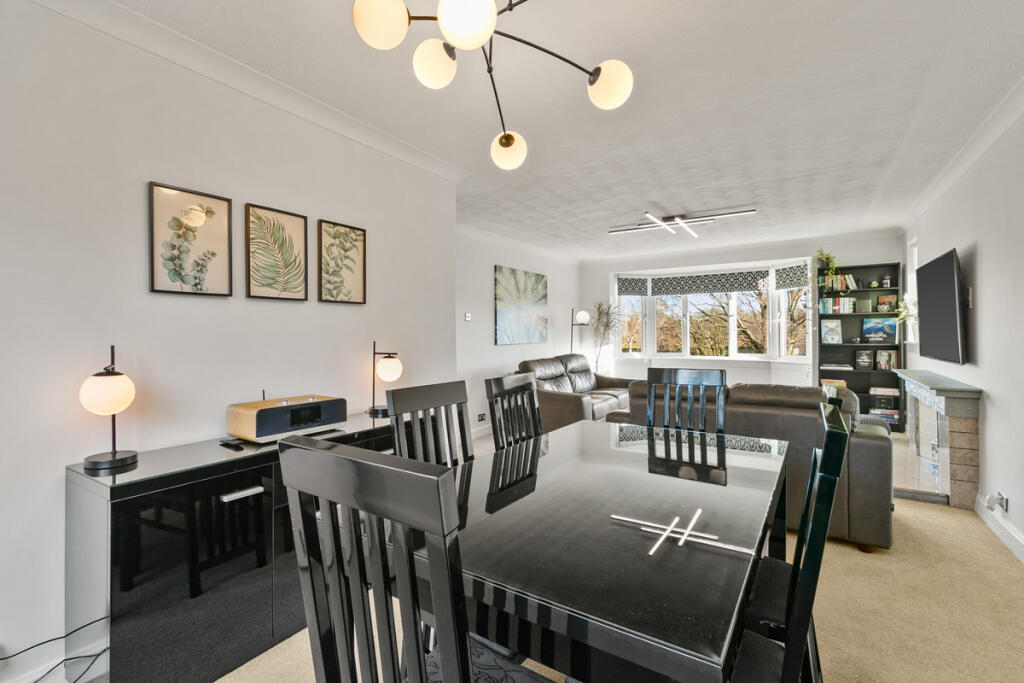 Apartment in Glasgow - More