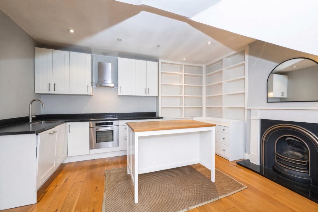 Apartment in London, Falcon Estate, Clapham Junction - View 5