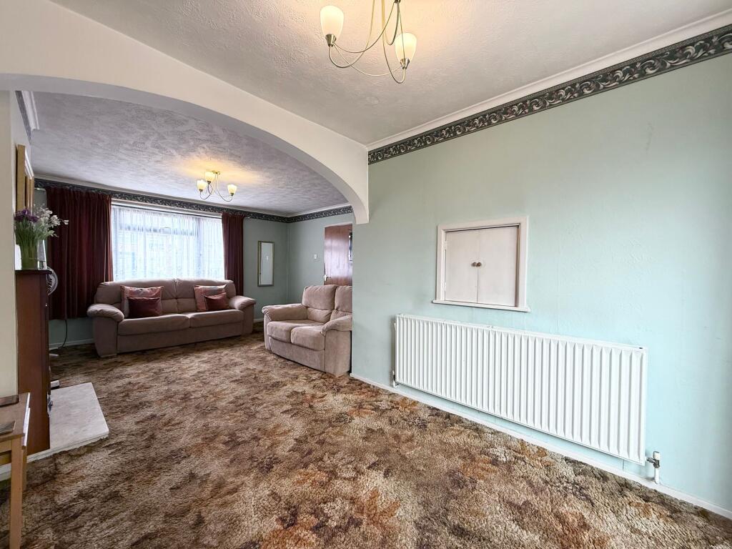 House in Luton - More
