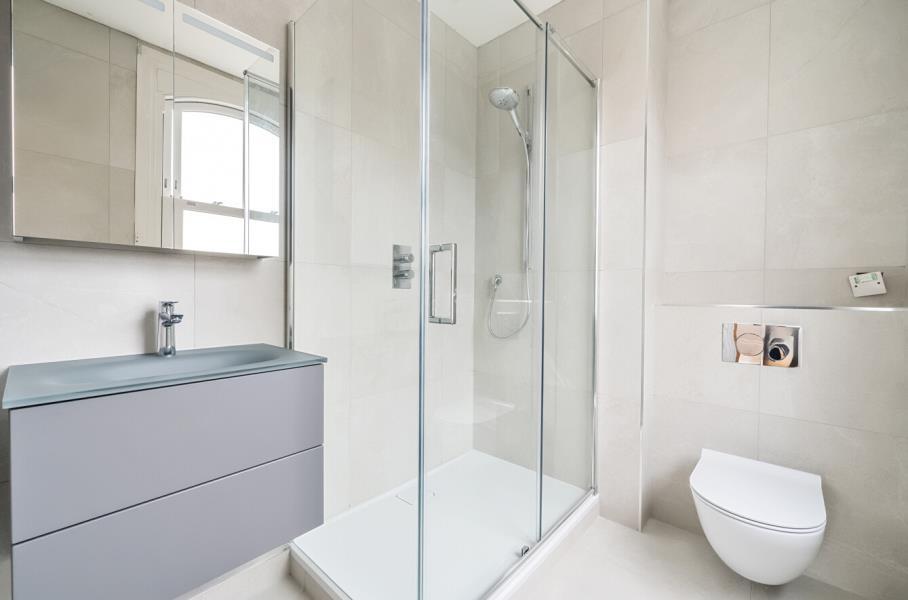 Apartment in Slough - View 4