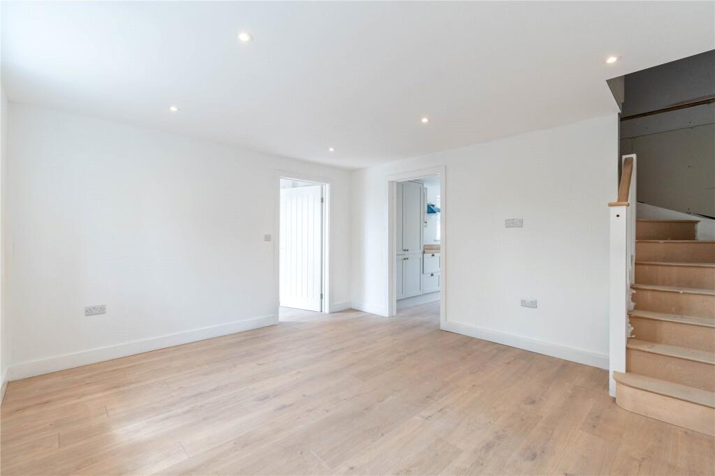 House in Ramsbury, Wiltshire - View 3