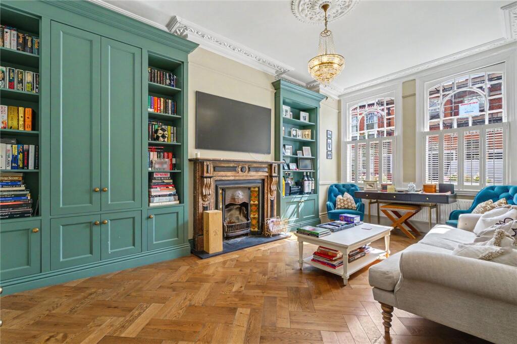 House in London - View 2