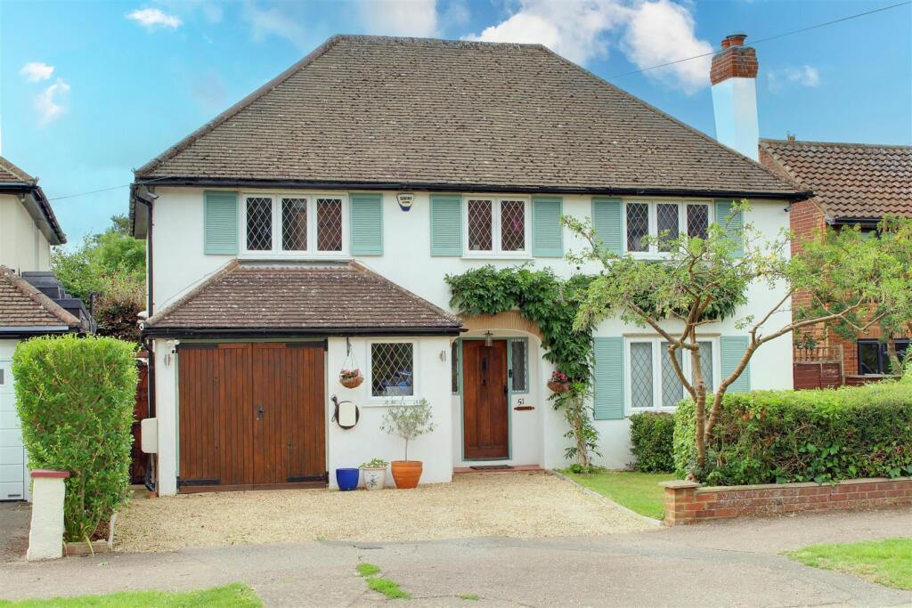 Bradmore Way, Brookmans Park