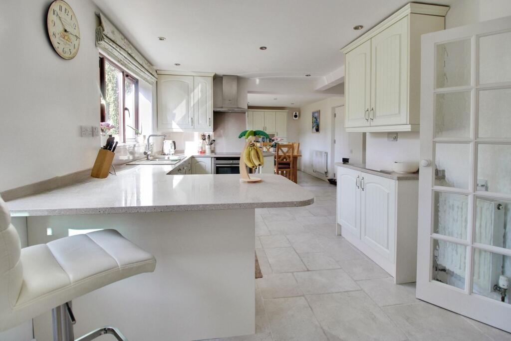 House in Cricklade, Wiltshire - View 2