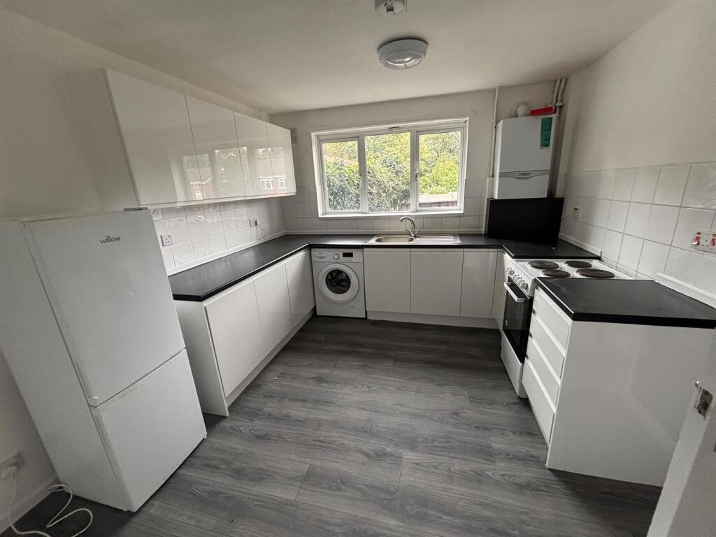 Main image of property: Alderford Close, Wolverhampton