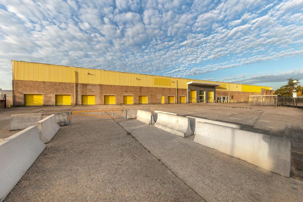 2025- 62 Whitby Road - STE - 220010.jpg