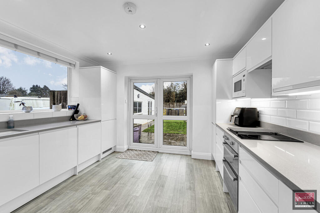 Denman Drive, Ashford photo 4