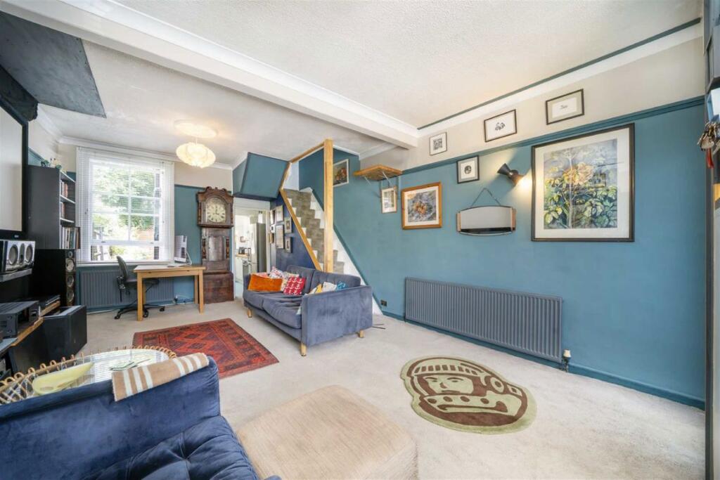 House in London - View 5