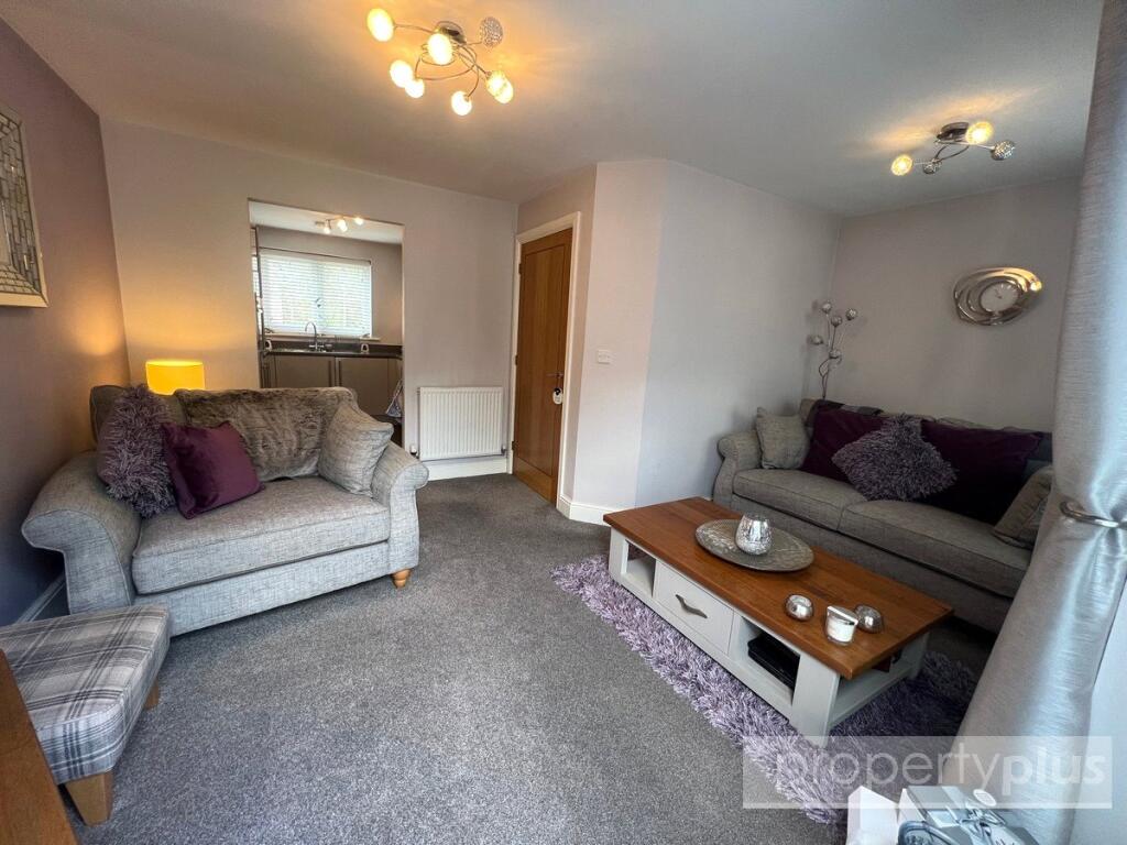 House in Cardiff, Tonyrefail - View 2