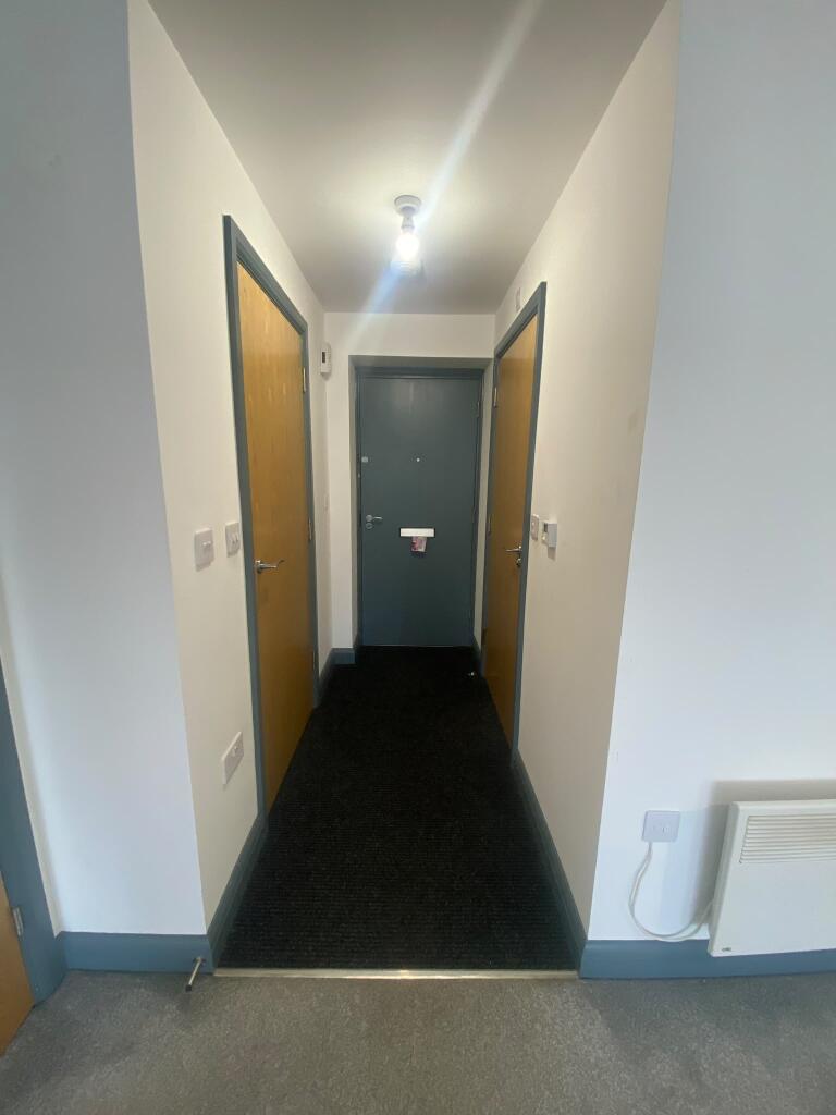 Apartment in Birmingham, West Midlands - More