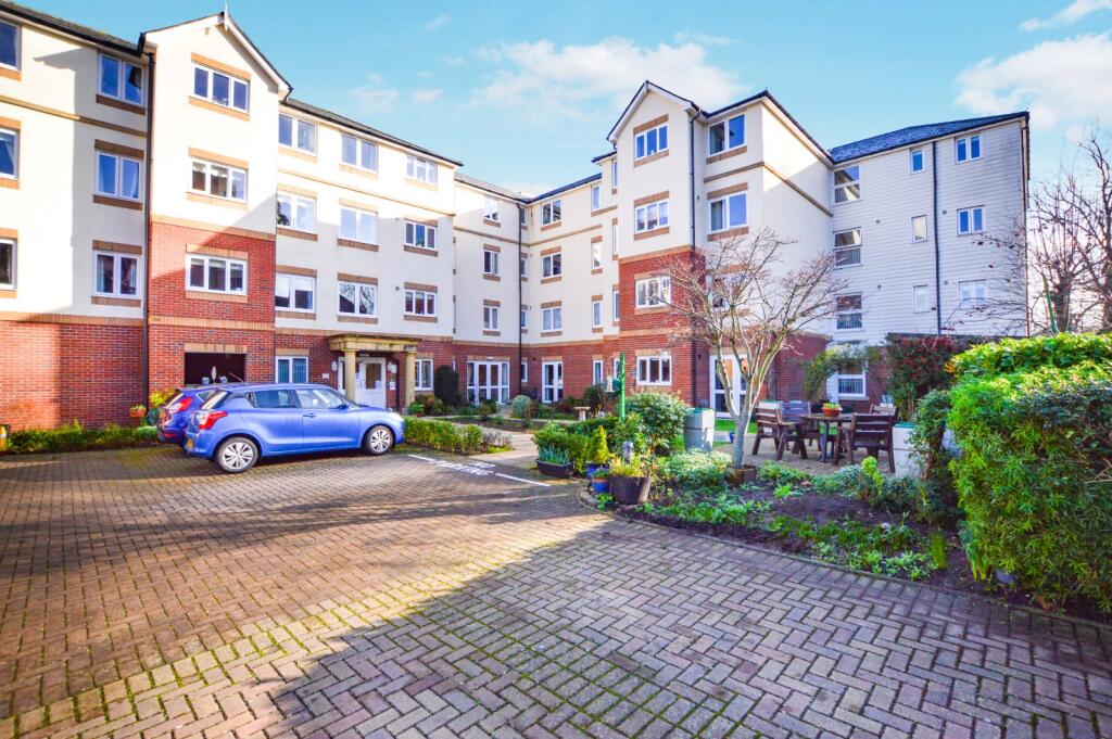 Main image of property: Grove Road, Woking, Surrey, GU21