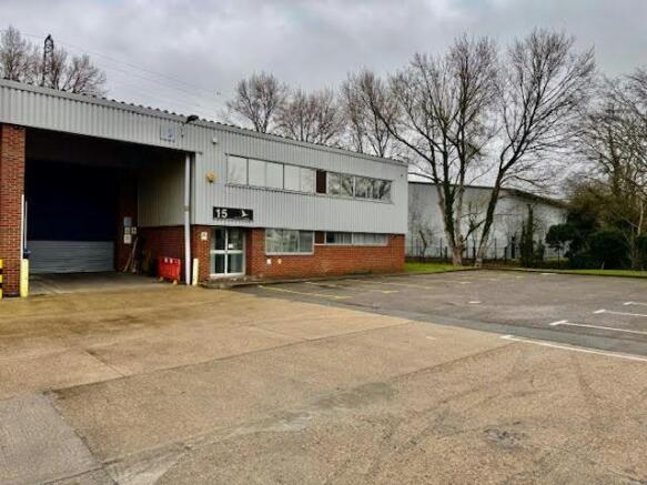 Unit 15, Stocklake Industrial Park