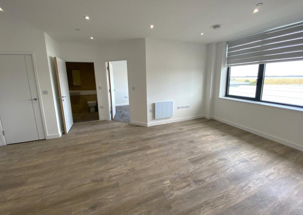 Apartment in Twickenham - View 2