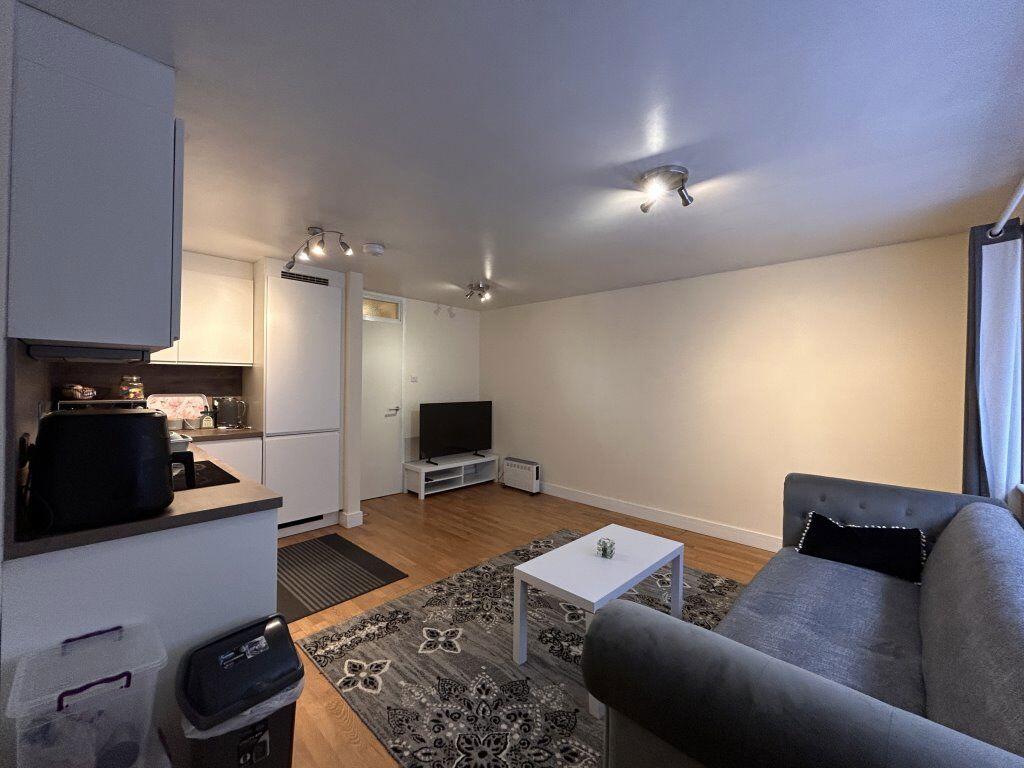 Main image of property: Mulberry Close, Luton, Bedfordshire