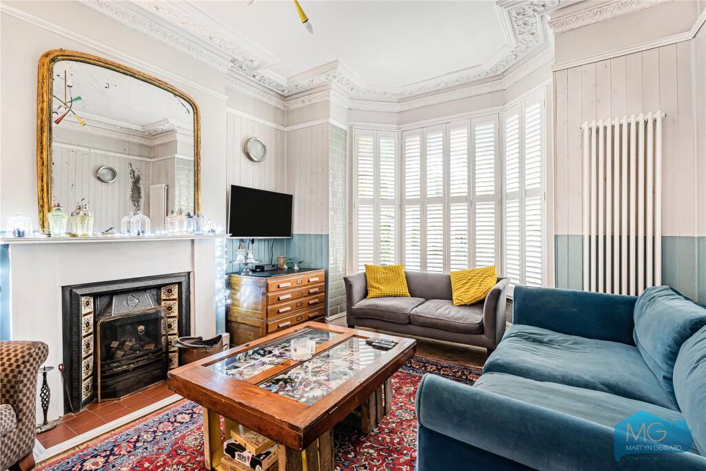 House in London, Crouch Hall Park, Crouch End - View 2