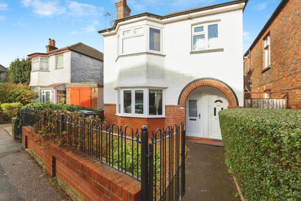 Main image of property: Green Road, CHARMINSTER, Bournemouth, Dorset, BH9