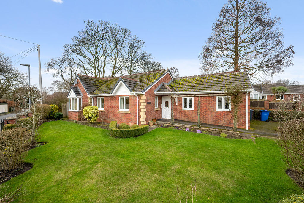 3-bed house on The Fields, Standish, Wigan, £410,000