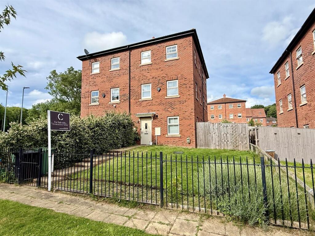 Main image of property: Asket Fold, Leeds, West Yorkshire.