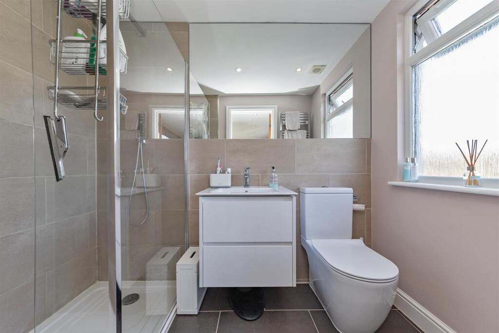 Additional image 15 of Batchwood Drive, St Albans