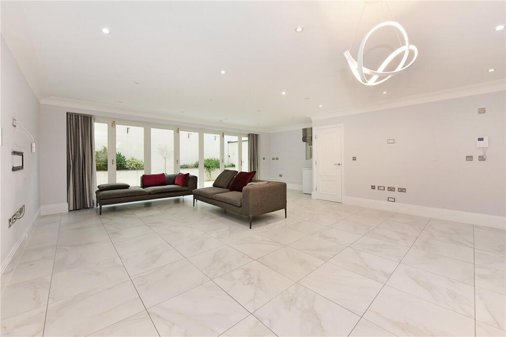 House in London - View 3