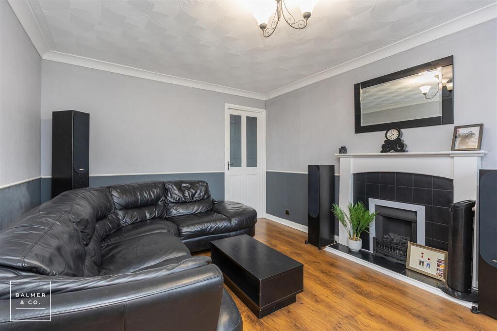 House in Wigan, Westleigh - View 5