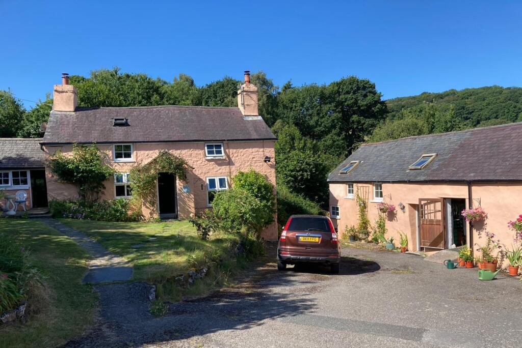 Main image of property: Peniel, Denbigh