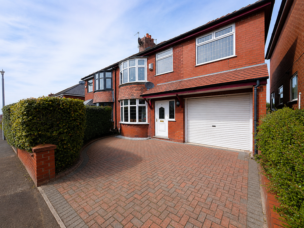 Main image of property: 114 Birch Avenue, Chadderton, Oldham, OL1 2QU