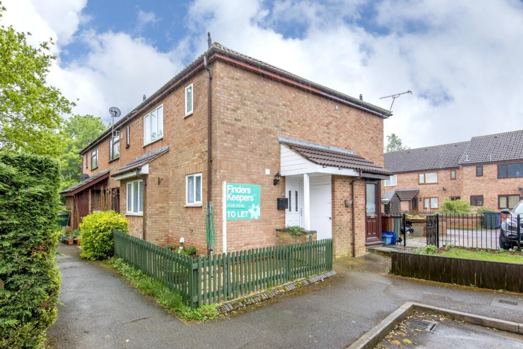 Main image of property: Barcombe Close, Banbury