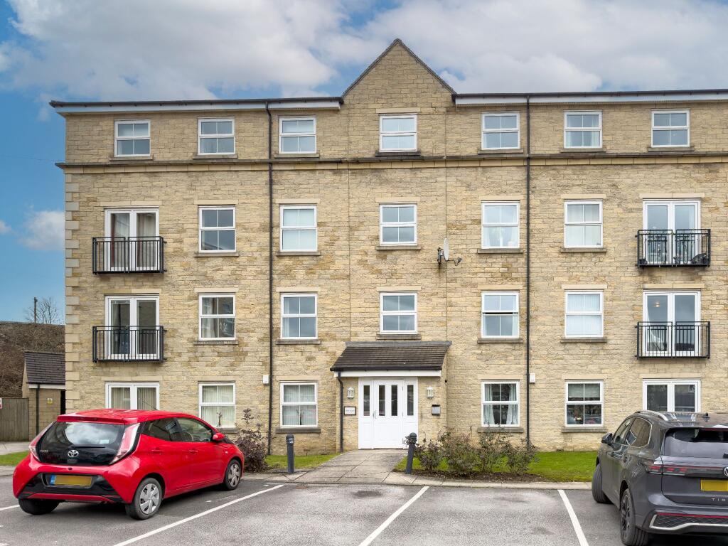 Main image of property: Yarn Court, Bailiff Bridge, HD6 4FS