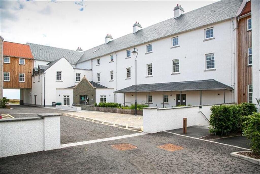 Main image of property: Landale Court, AB39