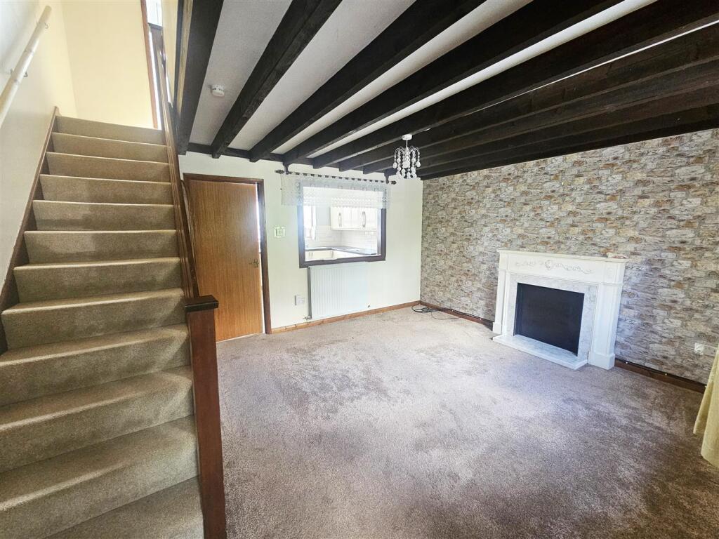 House in Knighton - View 4