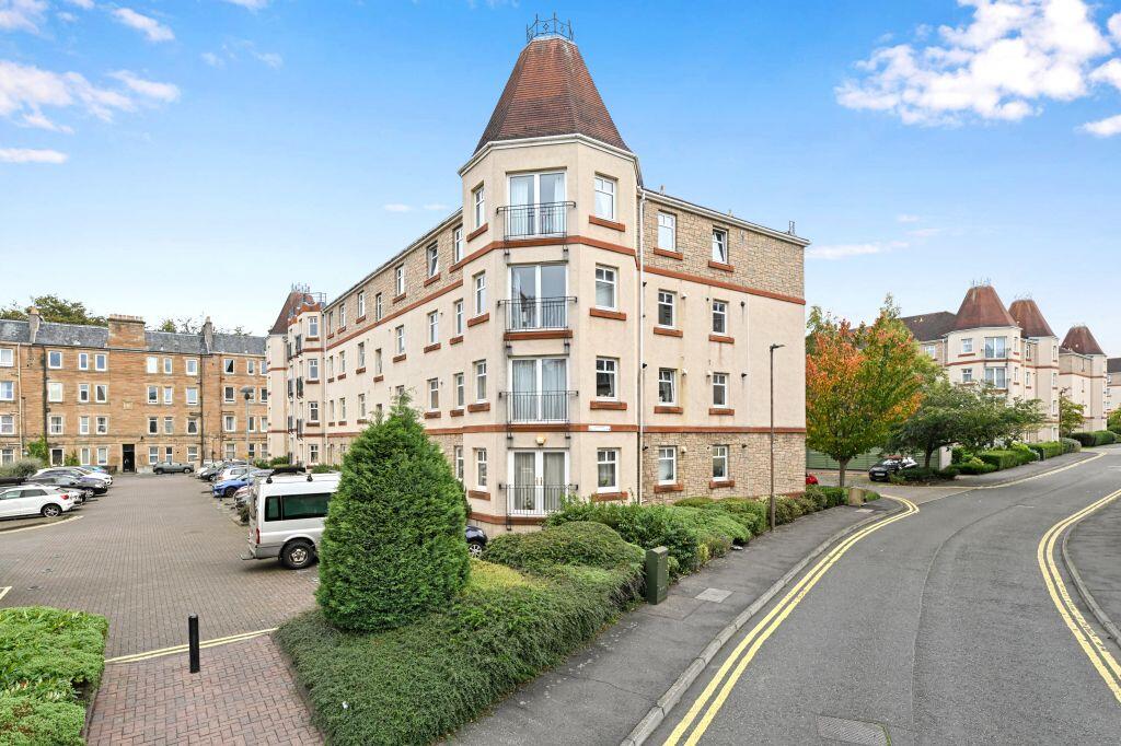 Main image of property: 31/2 Sinclair Place, Gorgie, Edinburgh, EH11 1AN