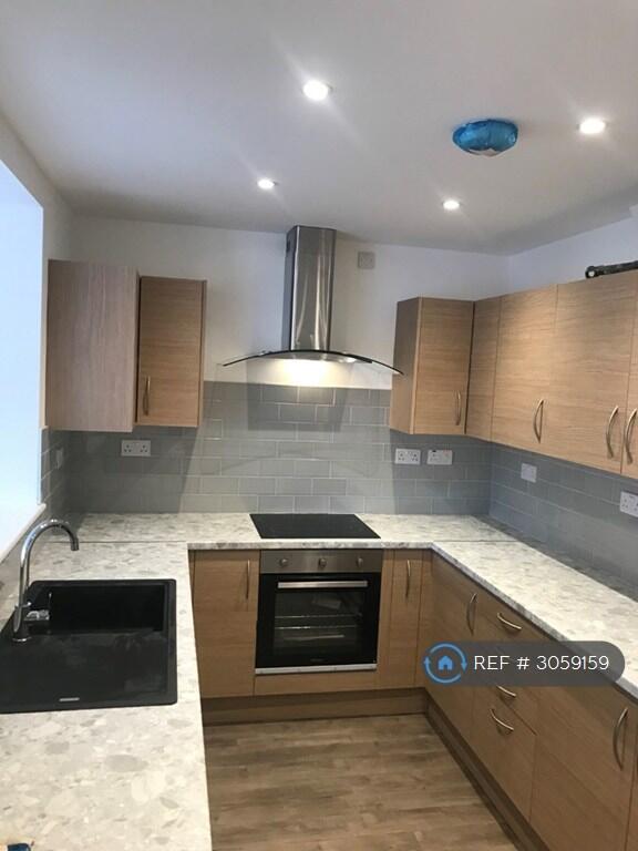 House in Thurrock, Essex - View 3