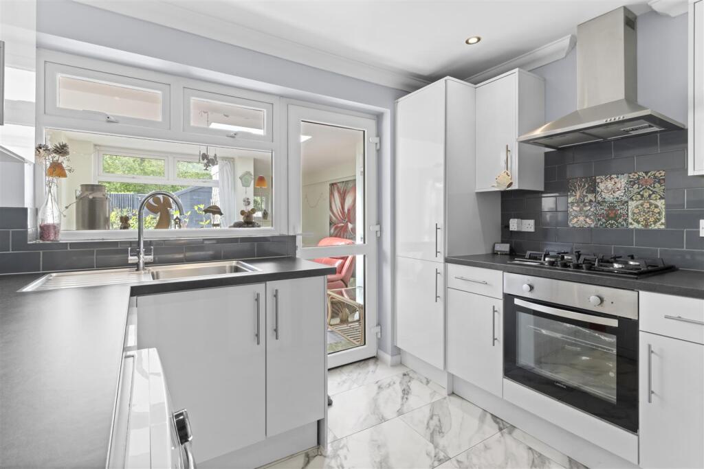 House in Wealden, Willingdon and Jevington - View 3