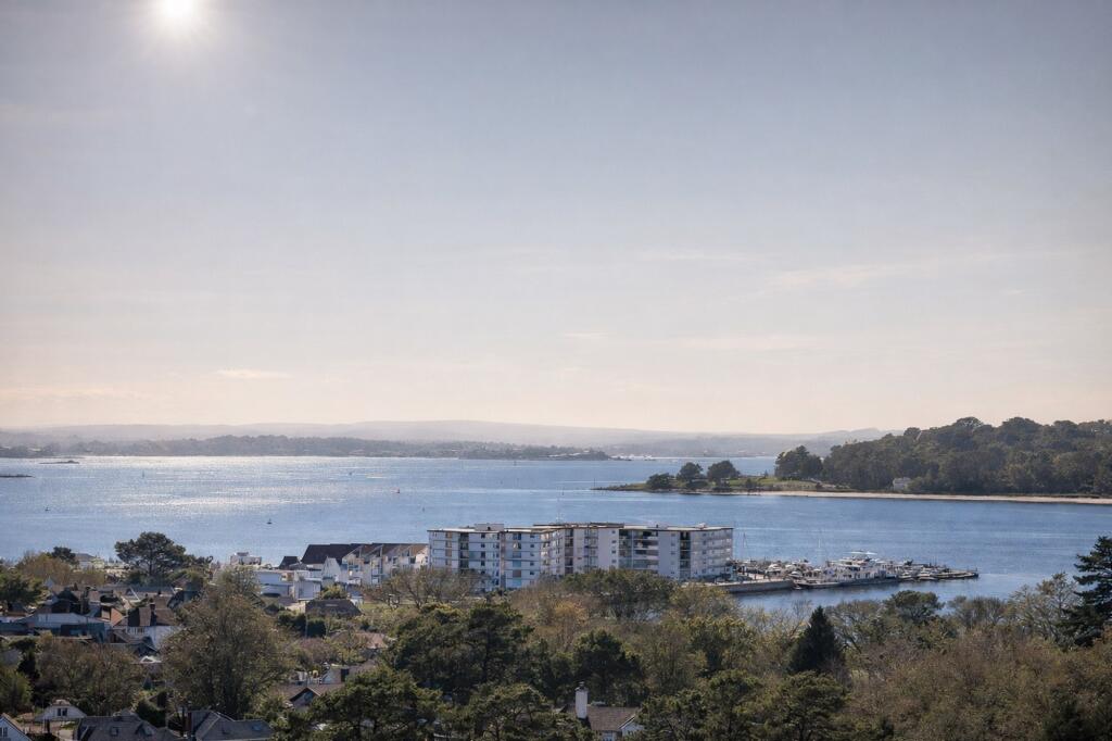 Additional image 9 of Duplex Penthouse, Altiori, Lower Parkstone, Poole, BH14