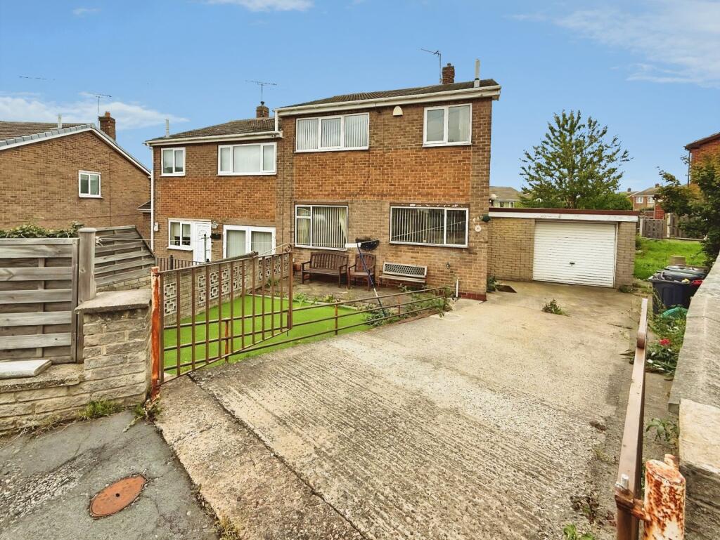 Main image of property: Greenfinch Close, Brinsworth, Rotherham, South Yorkshire, S60