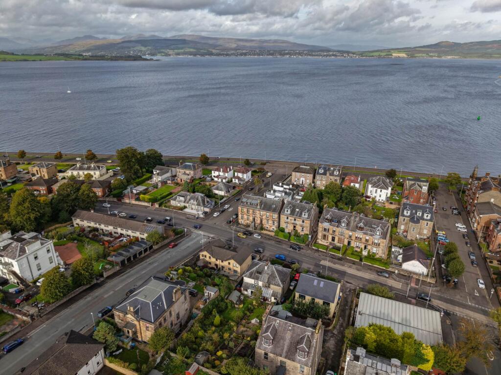 Apartment in Paisley