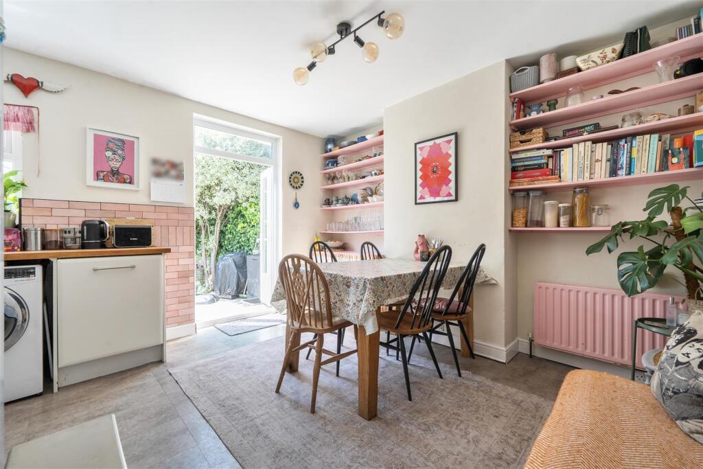 Shelldale Road, Portslade, Brighton - More