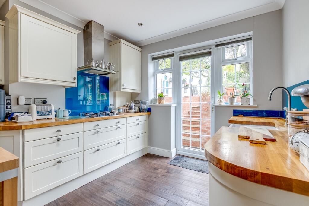 Additional image 5 of Valley Road, Welwyn Garden City, Hertfordshire, AL8