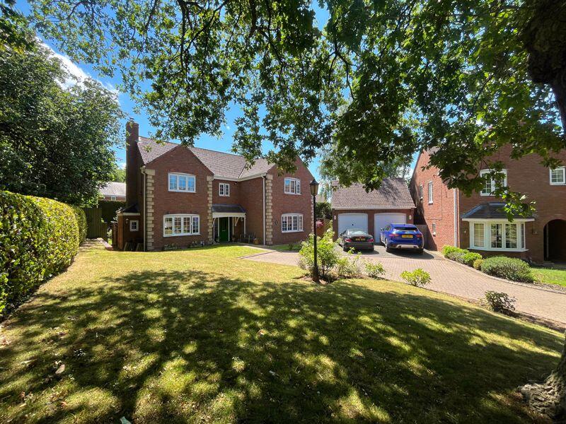 4-bed detached on Cavell Road, St. Matthews, Burntwood, WS7 9QQ, £650,000