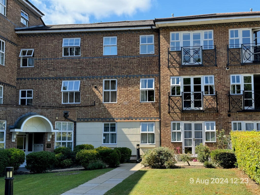 Main image of property: Rectory Court, E18