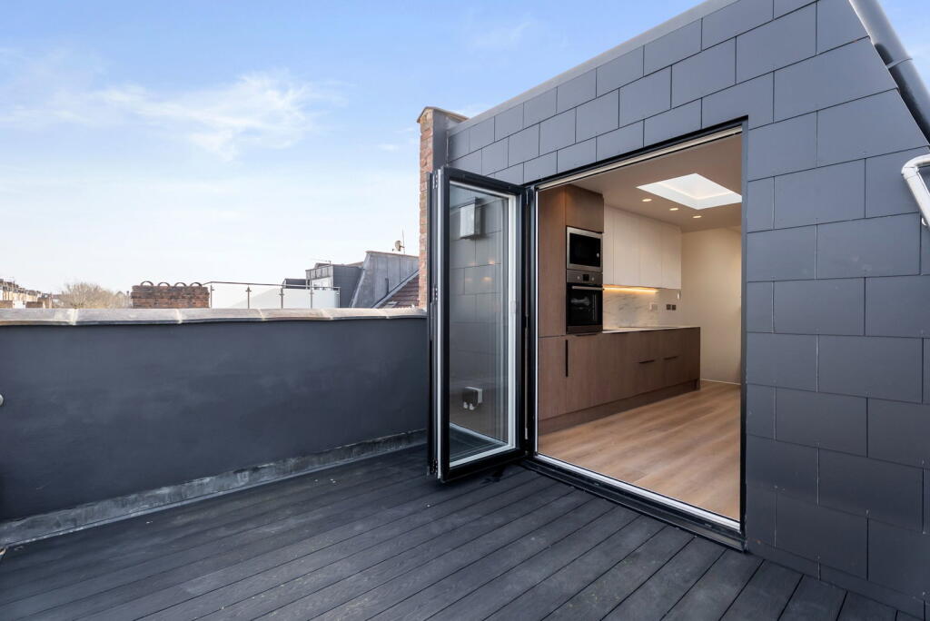 Main image of property: Willow Vale, London, W12