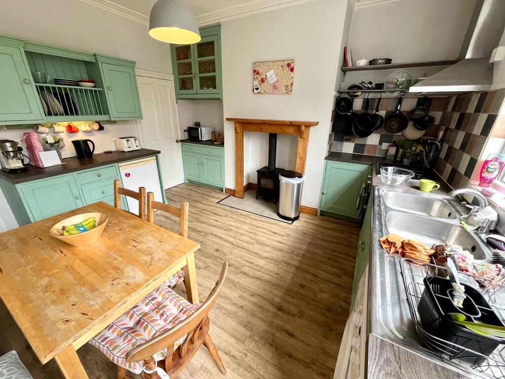 Main image of property: Room 4