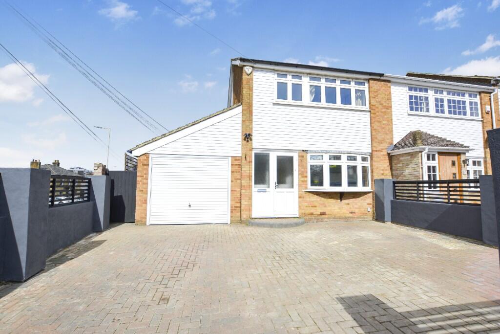 Main image of property: Warley Mount, Brentwood, Essex, CM14