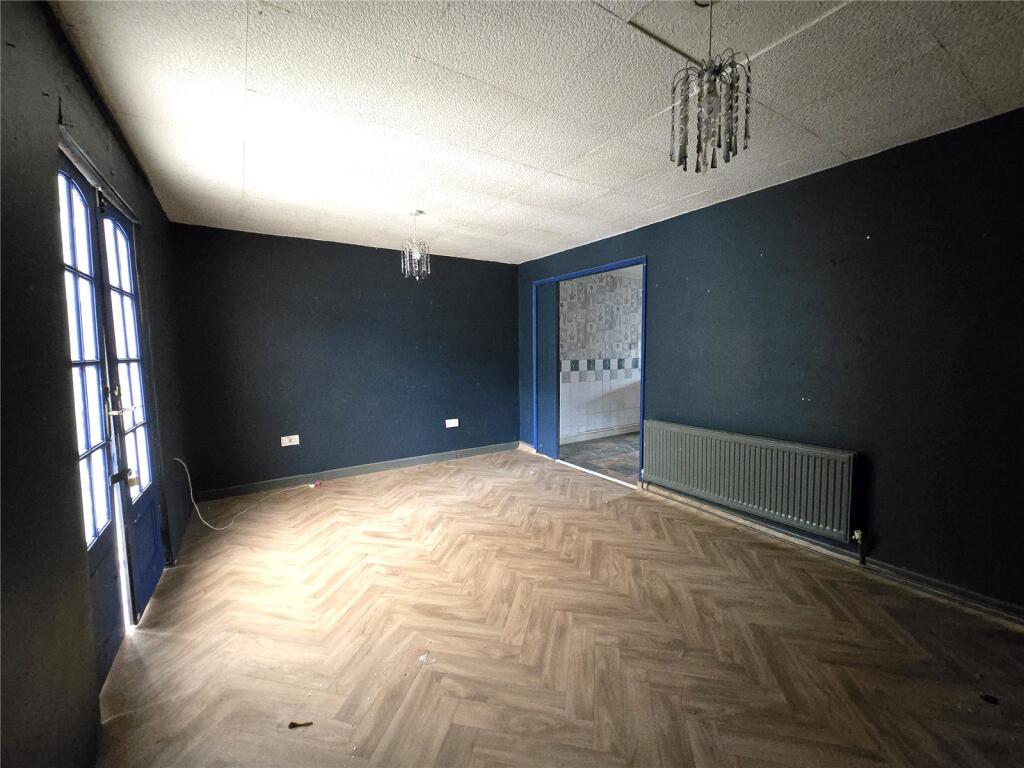 House in Tamworth, Staffordshire - View 4