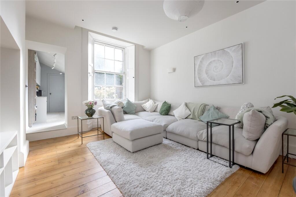Main image of property: London Street, New Town, Edinburgh, EH3