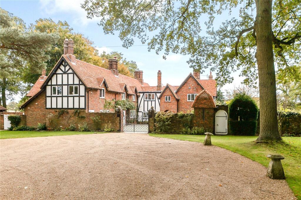 Main image of property: The Lee, Great Missenden, Buckinghamshire, HP16